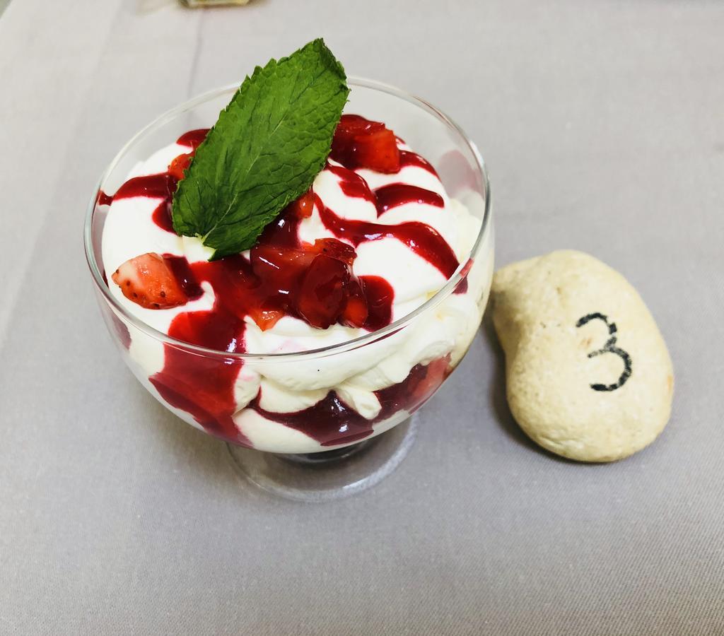 פארטנה Hotel Au Relais Des Lilas מראה חיצוני תמונה